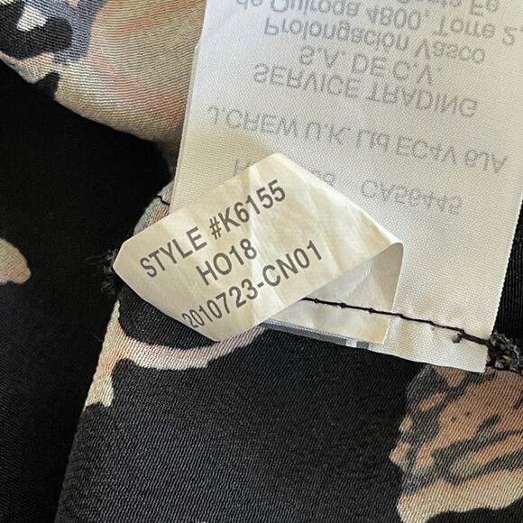 Madewell Floral Botton Back Tie Tee in XS - Picture 10 of 11